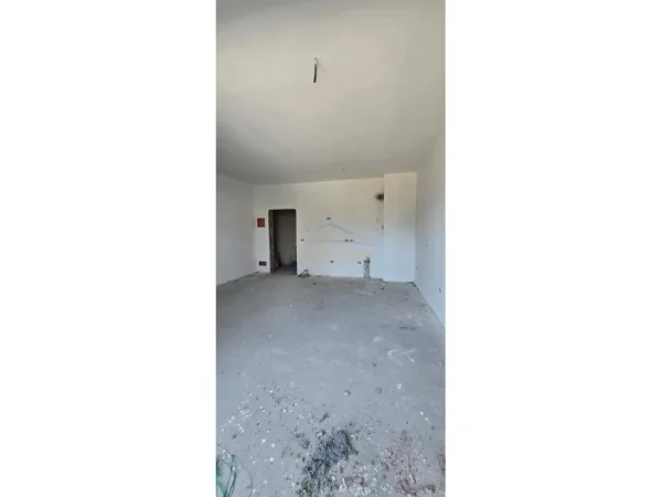 Tirane, shitet apartament 2+1+Ballkon Kati 2, 70 m² 190.620 € (Kompleksi Square 21)