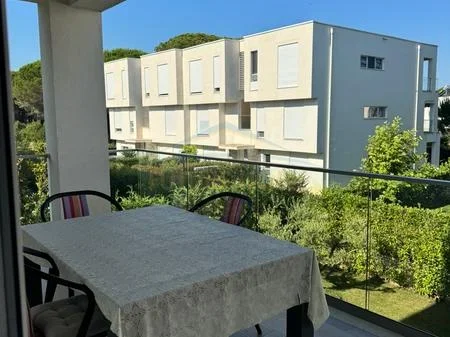 Gjiri Lalezit | Hamallaj, shitet apartament 2+1+Ballkon Kati 1, 106 m² 325.000 € (San Pietro Rezidence, Gjiri I Lalëzit)