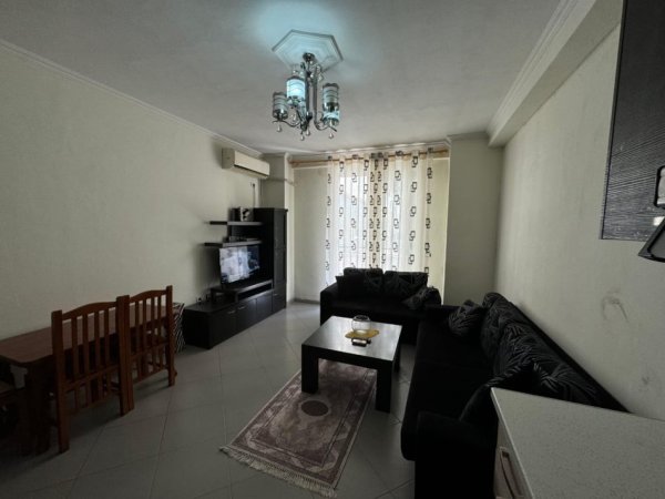 Tirane, jepet me qera apartament 2+1+Ballkon , 80 m² 0 € (yzberish)