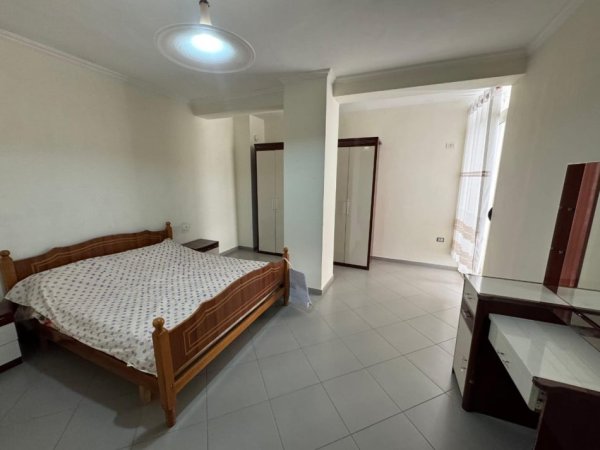 Tirane, jepet me qera apartament 2+1+Ballkon , 80 m² 0 € (yzberish)