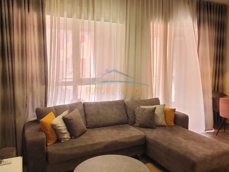 Tirane, jepet me qera apartament 1+1 Kati 8, 66 m² 400 € (Kompleksi Mangalem)