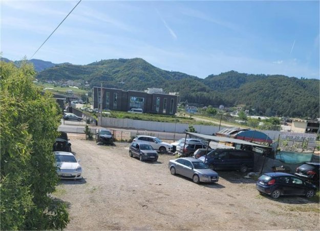 Shqiperi, jap me qera Jepet me qira kapanoni (200 m²) me oborr 1000 m²