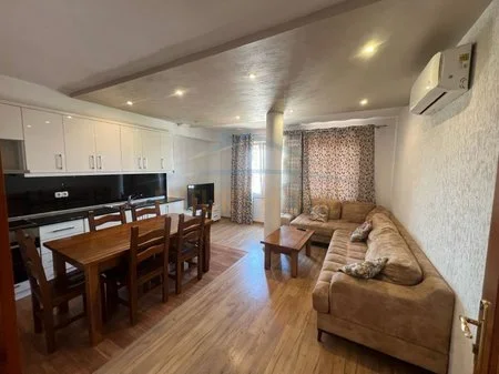 Tirane, jepet me qera apartament 2+1 Kati 4, 105 m² 460 € (SHKOLLA KICO BLUSHI)