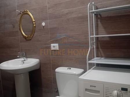 Tirane, jepet me qera apartament 1+1 Kati 1, 92 m² 350 € (Rruga 5 maji)