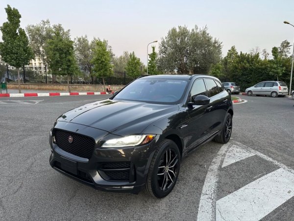 Tirane, shes SUV | Xhip Jaguar 2017 F-Pace AWD 4dr 2.0Diesel R-Sport Nafte, e zeze automatik Klima 158.000 km