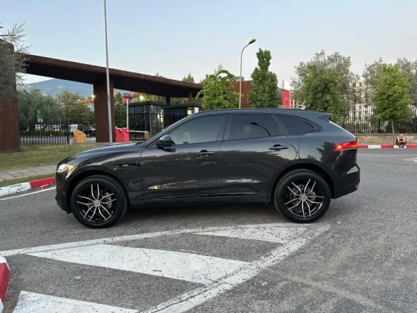 Tirane, shes SUV | Xhip Jaguar 2017 F-Pace AWD 4dr 2.0Diesel R-Sport Nafte, e zeze automatik Klima 158.000 km