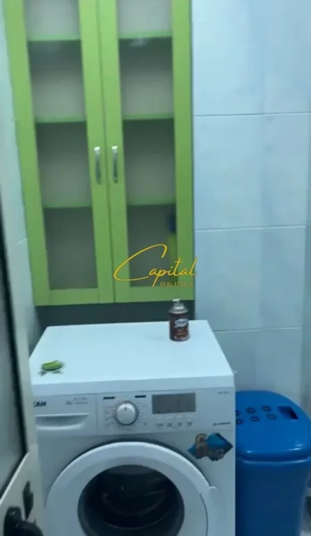 Tirane, jepet me qera apartament 1+1 Kati 8, 70 m² 500 € (RRUGA FORTUZI)