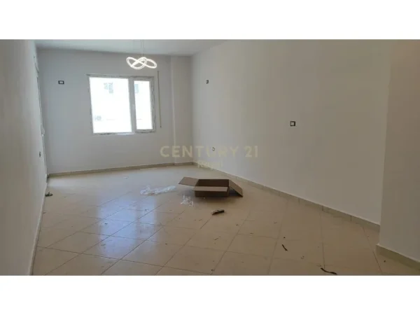 Tirane, shes apartament 2+1 Kati 2, 95 m² 142.000 € (Fresku)