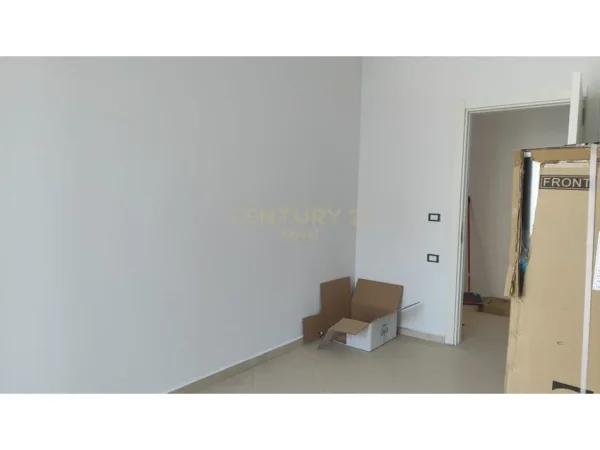Tirane, shes apartament 2+1 Kati 2, 95 m² 142.000 € (Fresku)