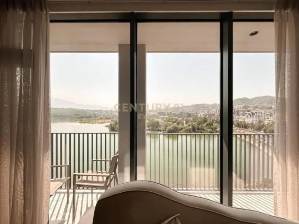 Tirane, jepet me qera apartament 2+1+Ballkon Kati 10, 120 m² 2.200 € (Liqeni)