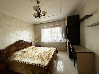 Tirane, jepet me qera apartament 1+1 Kati 5, 65 m² 450 € (Rruga Bardhyl)
