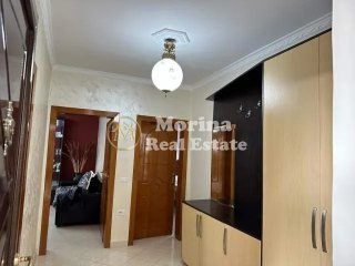 Tirane, jepet me qera apartament 1+1 Kati 5, 65 m² 450 € (Rruga Bardhyl)