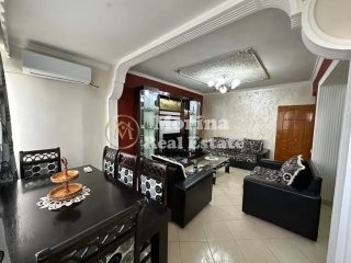 Tirane, jepet me qera apartament 1+1 Kati 5, 65 m² 450 € (Rruga Bardhyl)