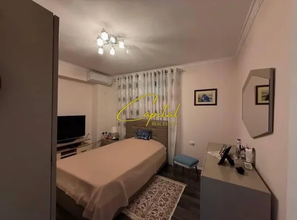 Tirane, jepet me qera apartament 3+1 Kati 0, 110 m² 2.500 € (ISH BLLOKU)