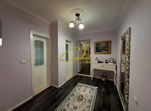 Tirane, jepet me qera apartament 3+1 Kati 0, 110 m² 2.500 € (ISH BLLOKU)