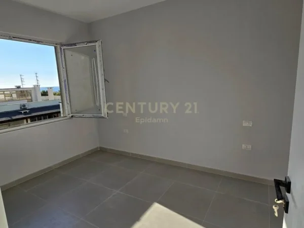 Durres, shes apartament 2+1 Kati 5, 80 m² 115.000 € (Golem)