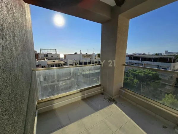 Durres, shes apartament 2+1 Kati 5, 80 m² 115.000 € (Golem)