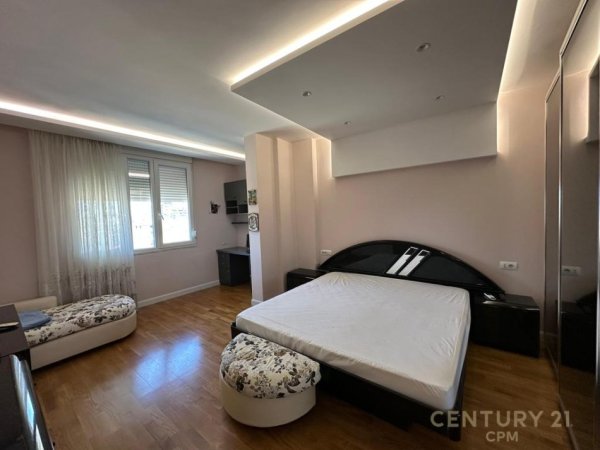 Tirane, shitet apartament 2+1 Kati 6, 155 m² 415.000 € (Tek Shallvaret)