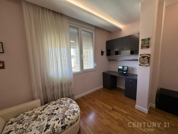 Tirane, shitet apartament 2+1 Kati 6, 155 m² 415.000 € (Tek Shallvaret)