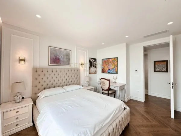 Tirane, jepet me qera apartament 2+1 Kati 10, 114 m² 2.200 € (LAKE VIEW RESIDENCE)