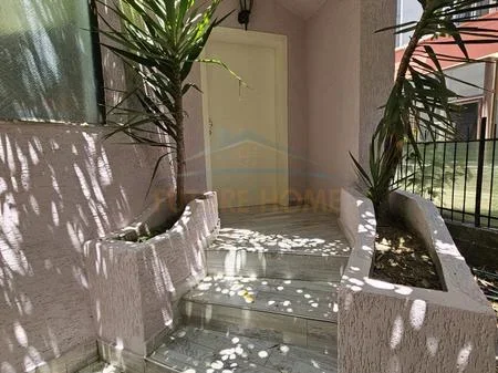 Golem, shitet Vile 5+1 Kati 1, 352 m² 45.000.000 € 