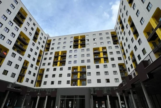 Tirane, jepet me qera apartament 1+1+Ballkon Kati 6, 60 m² 400 € (Grand Gallery)