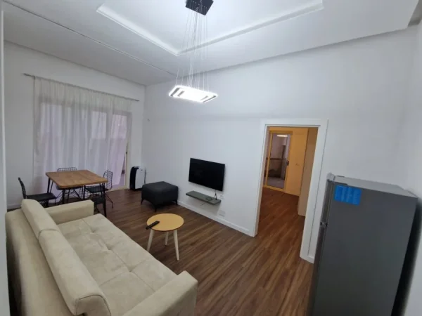 Tirane, shitet apartament 1+1+Aneks Kati 1, 84 m² 87.000 € (fresk)