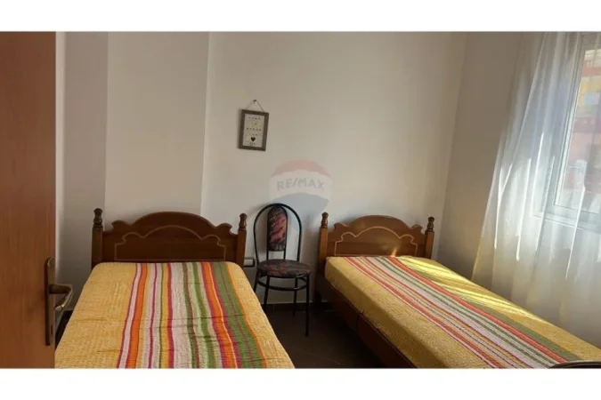 Tirane, jepet me qera apartament 2+1 , 58 m² 430 € (Astir)