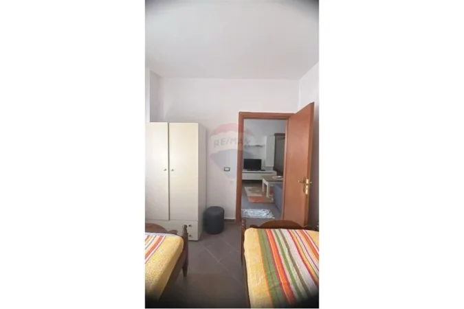 Tirane, jepet me qera apartament 2+1 , 58 m² 430 € (Astir)