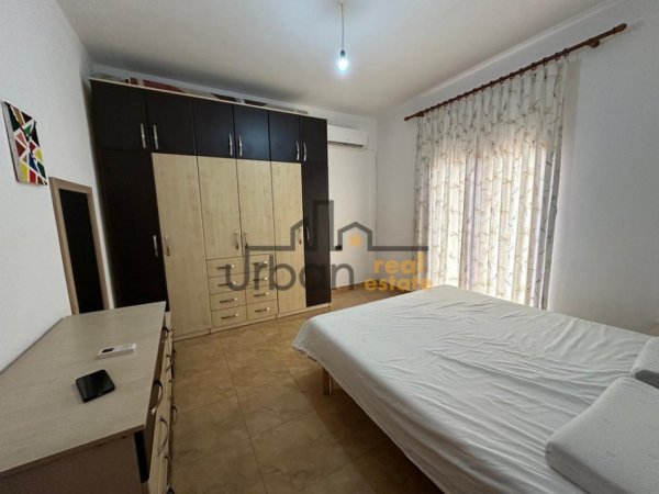 Tirane, jepet me qera apartament 2+1+Ballkon Kati 3, 100 m² 600 € (inxhinieria e Ndertimit)