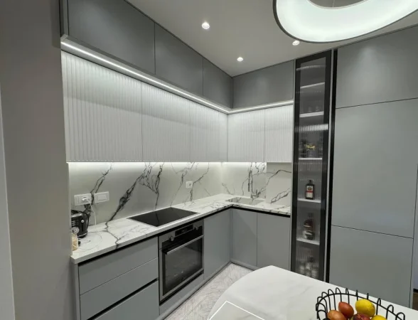 Tirane, shes apartament 1+1+Ballkon Kati 11, 75 m² 170.000 € (Golden Park 3)