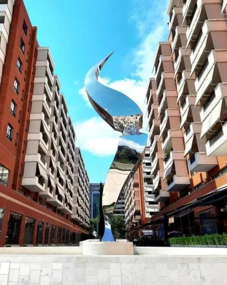 Tirane, jepet me qera ambjent biznesi , 1.200 m² 19.200 € 