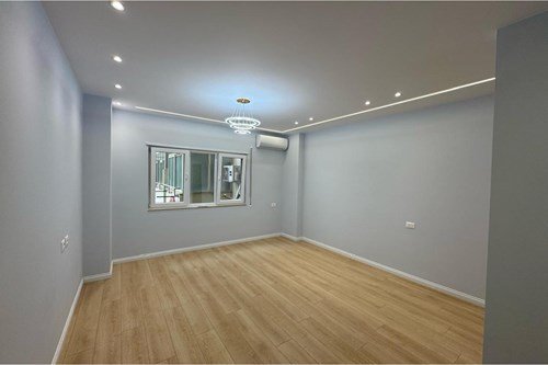 Tirane, shitet apartament 2+1 Kati 2, 93 m² 245.000 € (Rruga Myslym Shyri)