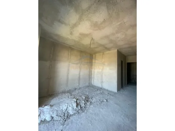 Durres, shitet apartament 1+1 Kati 5, 40.370 € (Golem)