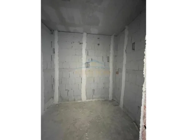 Golem, shitet apartament 1+1 Kati 5, 68 m² 74.910 € (Golem)