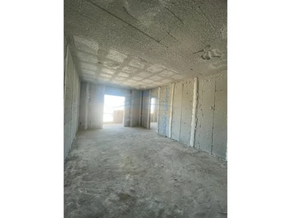 Golem, shitet apartament 1+1 Kati 5, 68 m² 74.910 € (Golem)