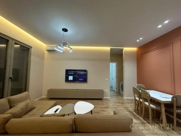 Tirane, shitet apartament Kati 8, 73 m² (Kompleksi Delijorgji)