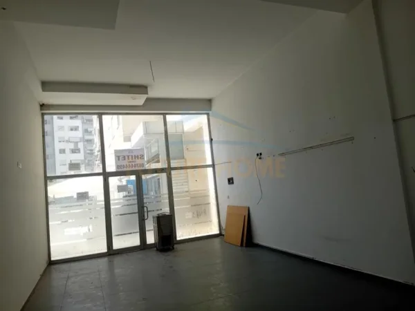 Tirane, shitet ambjent biznesi Kati 0, 145 m² 310.000 € (Hotel Marinaj, Astir, Tirane)