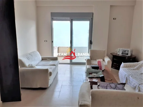 Tirane, shitet apartament 2+1+Ballkon Kati 3, 107 m² 180.000 € (ne Tufine prane Shkolles “Vellazerimi”)