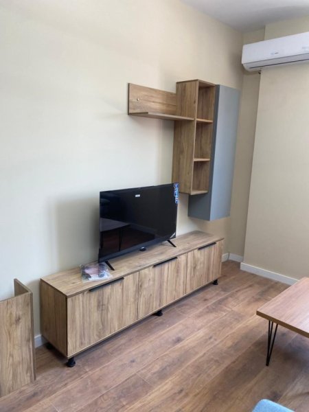 Shqiperi, jepet me qera garsonier Kati 5, 40 m² 350 € (️JEPET ME QERA SUPER GARSIONERE E MOBILUAR NE 5 MAJI SHUME AFER CONCORDIT.)