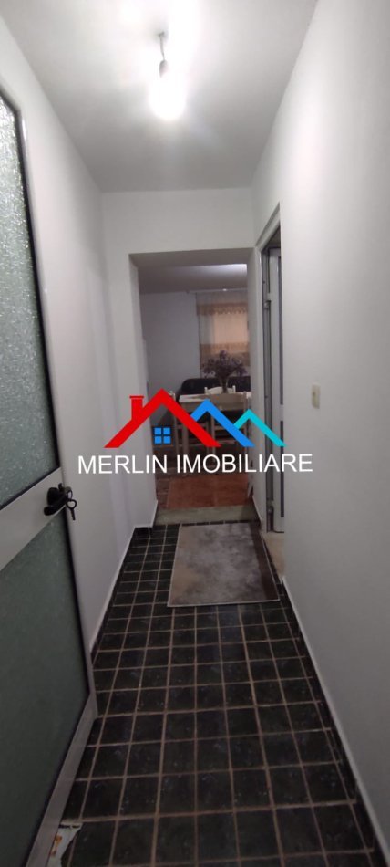 Tirane, jepet me qera apartament 2+1 Kati 1 i nje vile, 75 m² 408 € ( 21 Dhjetori, ne Rrugen Artan Lenja)
