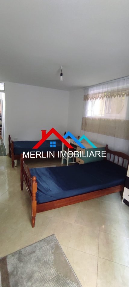 Tirane, jepet me qera apartament 2+1 Kati 1 i nje vile, 75 m² 408 € ( 21 Dhjetori, ne Rrugen Artan Lenja)