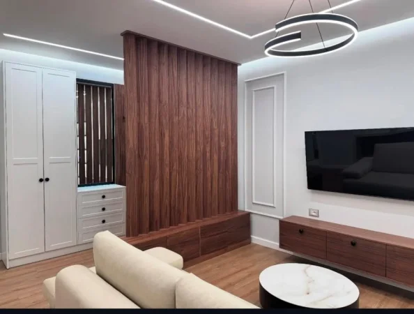Tirane, jepet me qera apartament 2+1 Kati 5, 77 m² 800 € (Selvia)