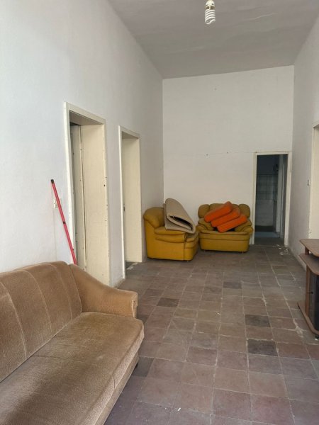 Durres, shitet apartament 3+1 , 127 m² 108.000 € (Perballe Shkolles Eftali Koci)