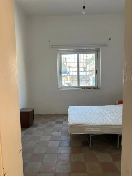 !!Shitur!!Durres, shitet apartament 3+1 , 127 m² 108.000 € (Perballe Shkolles Eftali Koci)