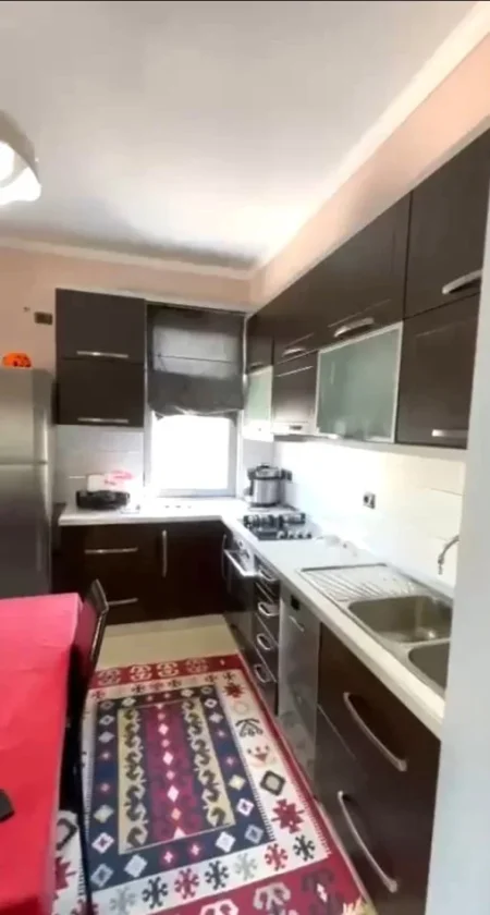 Tirane, shitet apartament 1+1 Kati 7, 76 m² 110.000 € ( SHITET SUPER APARTAMENT 1+1 ME PUNIME SUPER MIRE NE YZBERISHT TEK PALLATET CABEJ)