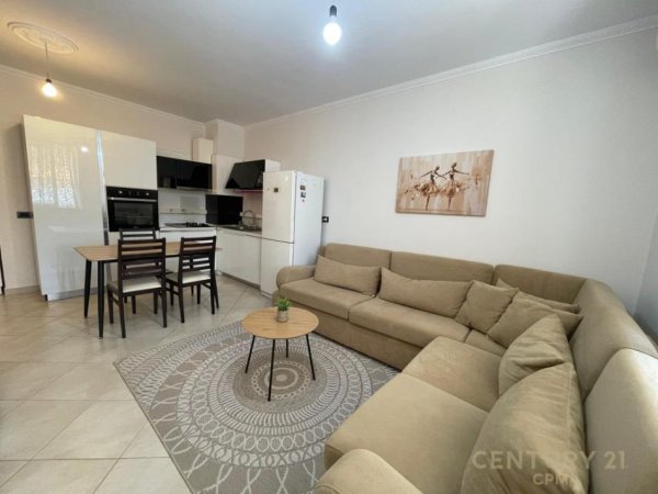 Tirane, shitet apartament 2+1+Aneks+Ballkon Kati 4, 70 m² 140.000 € 