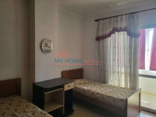 Tirane, jepet me qera apartament 2+1+Ballkon Kati 2, 70 m² 450 € (Astir)