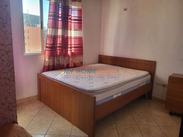 Tirane, jepet me qera apartament 2+1+Ballkon Kati 2, 70 m² 450 € (Astir)