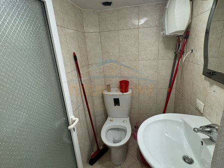 Tirane, shitet ambjent biznesi Kati 0, 37 m² 14.000.000 € 